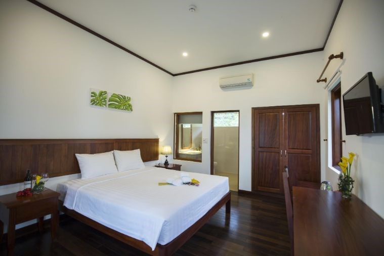 Bungalow Double Pool View